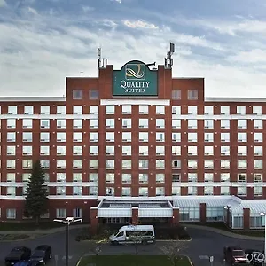Hotel Embassy By Hilton Montreal Airport, Pointe-Claire