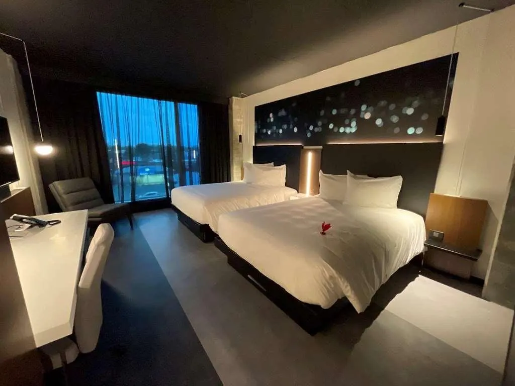 Grand Hotel Times Blainville-Mirabel